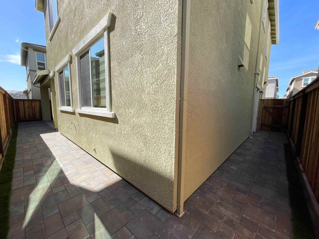 1887 Orfanos Ranch Dr, Brentwood, CA 94513