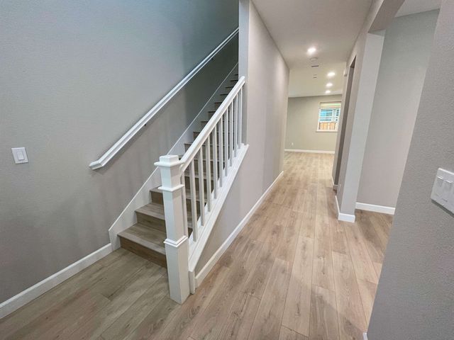 1887 Orfanos Ranch Dr, Brentwood, CA 94513