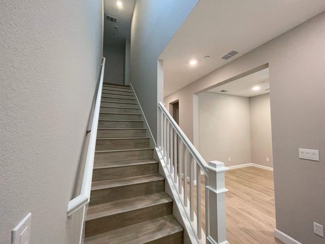 1887 Orfanos Ranch Dr, Brentwood, CA 94513