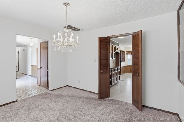 10009 E 40th Street, Tulsa, OK 74146