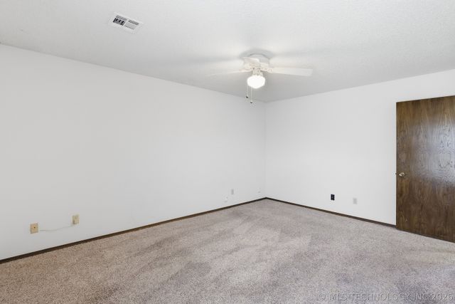 10009 E 40th Street, Tulsa, OK 74146