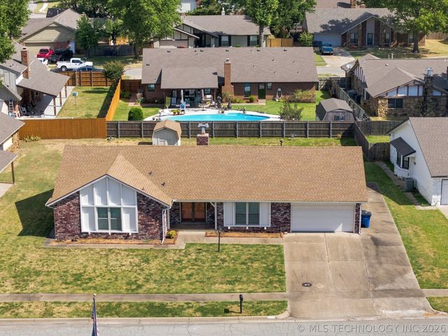 10009 E 40th Street, Tulsa, OK 74146