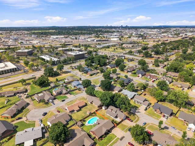 10009 E 40th Street, Tulsa, OK 74146