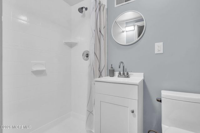 3 Bruce Terrace, Jackson, NJ 08527