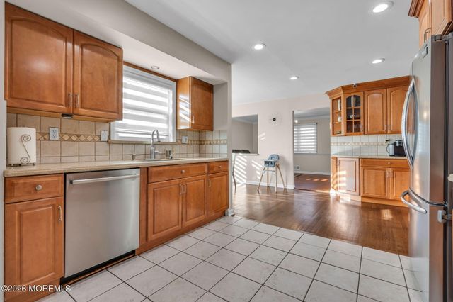 3 Bruce Terrace, Jackson, NJ 08527