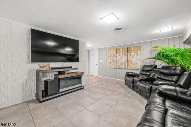 1039 Field Ave, Plainfield City, NJ 07060