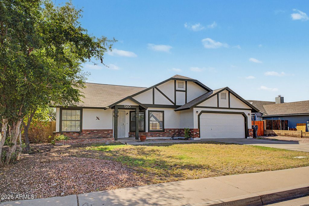 560 S 37th Street, Mesa, AZ 85206 — photo 2