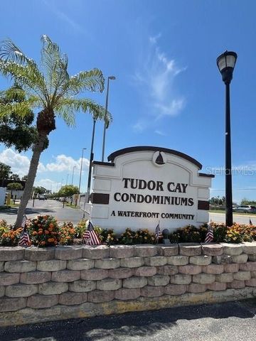 9004 TUDOR DRIVE K104, Tampa, FL 33615