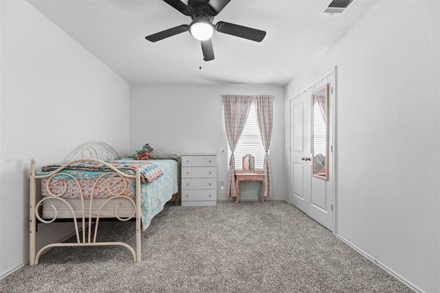 413 Perfect World LOOP, Jarrell, TX 76537