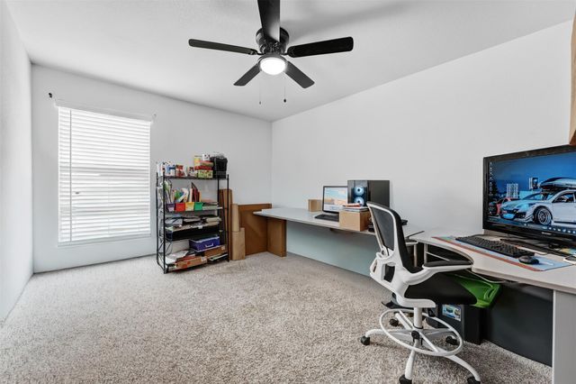 413 Perfect World LOOP, Jarrell, TX 76537
