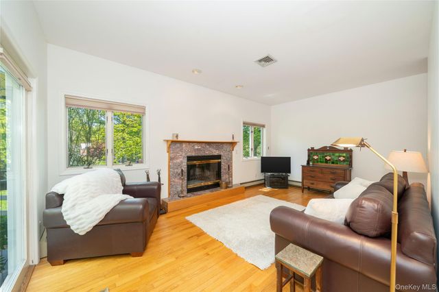 1 Ridge Court, Carmel, NY 10512