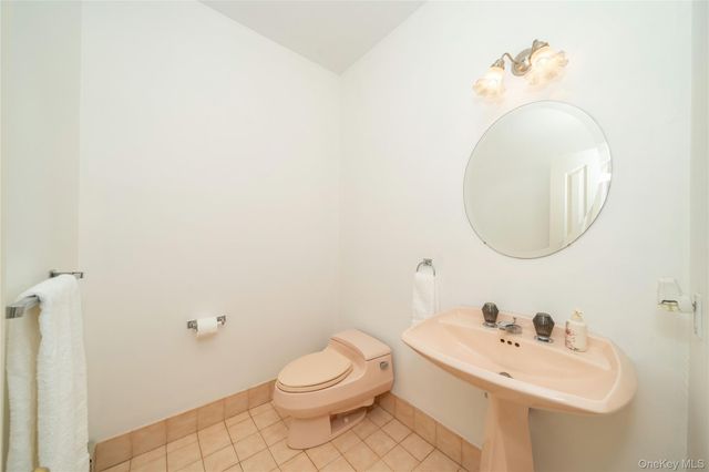 1 Ridge Court, Carmel, NY 10512