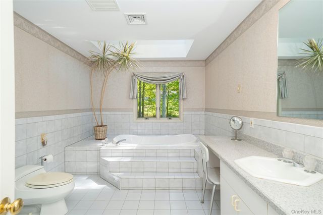 1 Ridge Court, Carmel, NY 10512