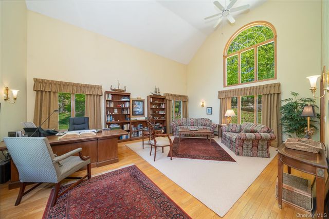 1 Ridge Court, Carmel, NY 10512