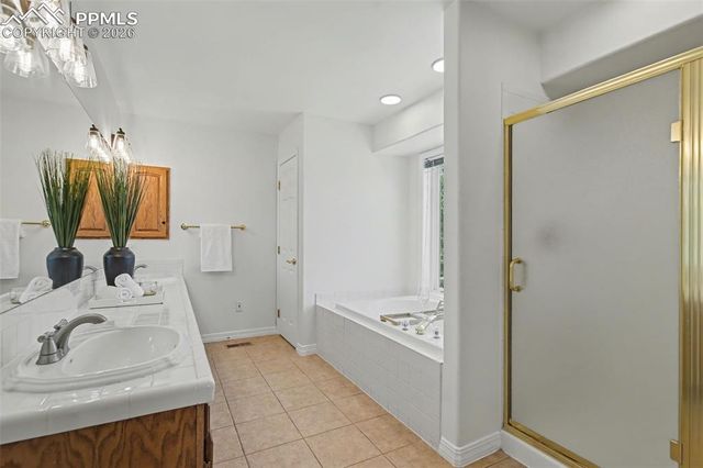 635 E Kings Deer Point, Monument, CO 80132