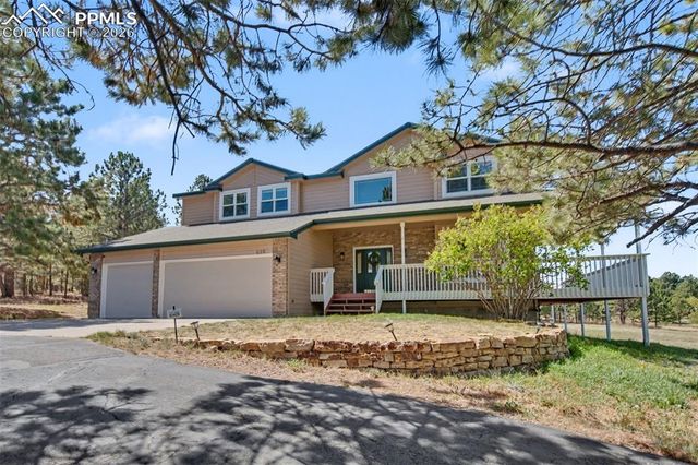 635 E Kings Deer Point, Monument, CO 80132