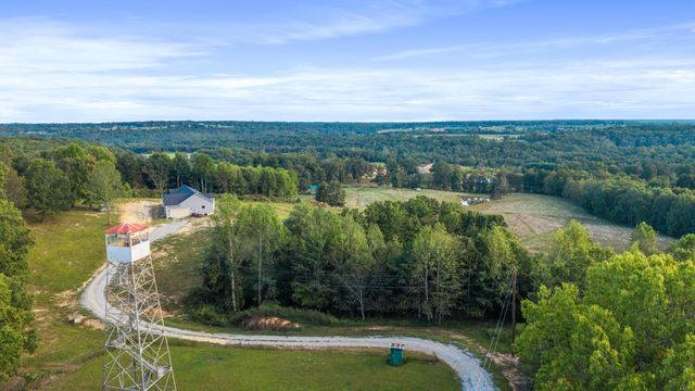 610 Summer City Firetower Road, Pikeville, TN 37367