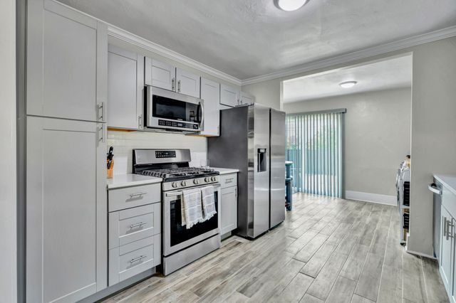 4829 Pershing Avenue, Fort Worth, TX 76107