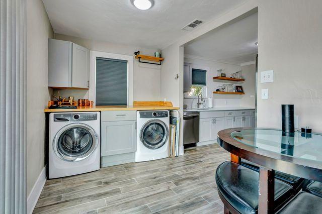 4829 Pershing Avenue, Fort Worth, TX 76107