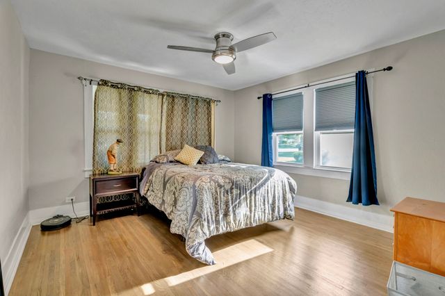 4829 Pershing Avenue, Fort Worth, TX 76107