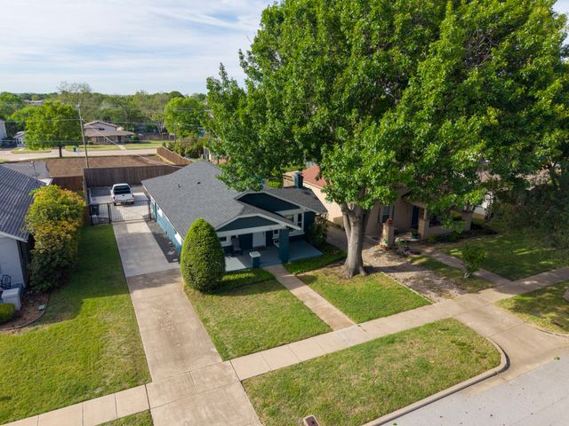 4829 Pershing Avenue, Fort Worth, TX 76107