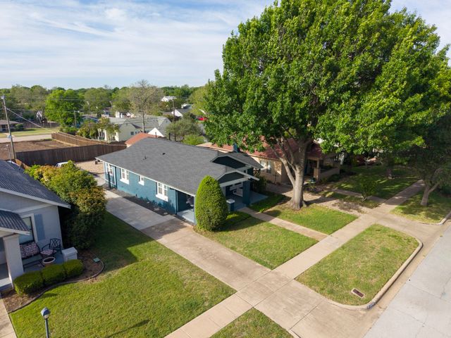 4829 Pershing Avenue, Fort Worth, TX 76107