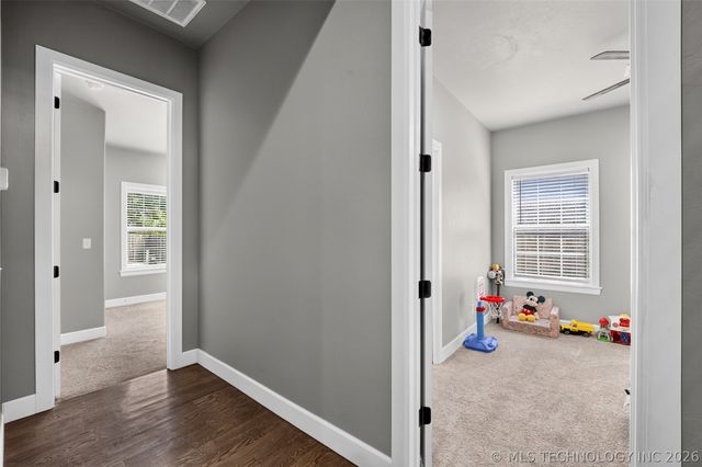 17 E 32nd Street, Sand Springs, OK 74063