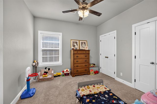 17 E 32nd Street, Sand Springs, OK 74063