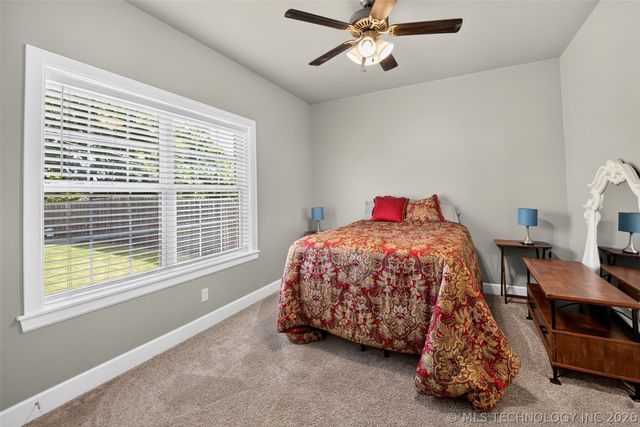 17 E 32nd Street, Sand Springs, OK 74063