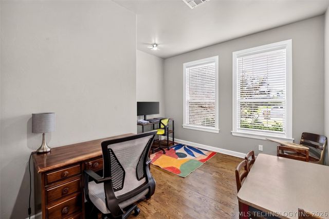 17 E 32nd Street, Sand Springs, OK 74063