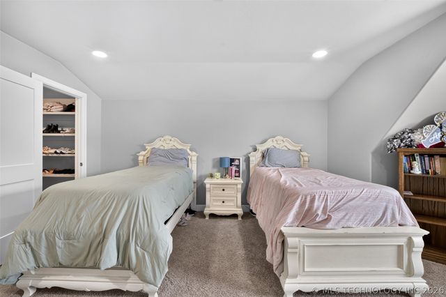 17 E 32nd Street, Sand Springs, OK 74063