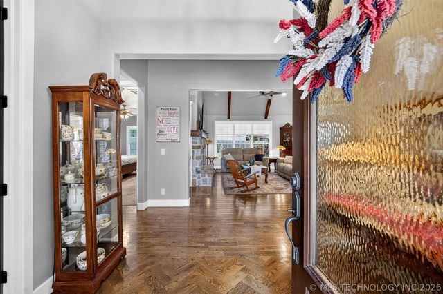 17 E 32nd Street, Sand Springs, OK 74063