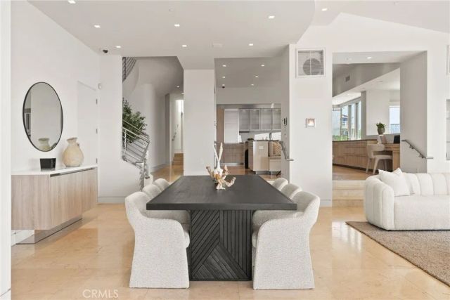 900 Gainsborough Drive, Laguna Beach, CA 92651