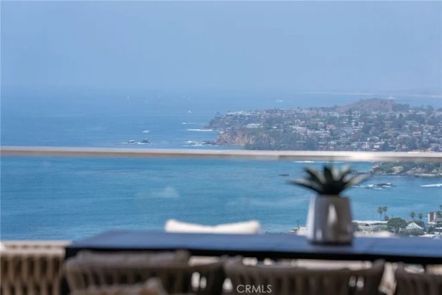 900 Gainsborough Drive, Laguna Beach, CA 92651