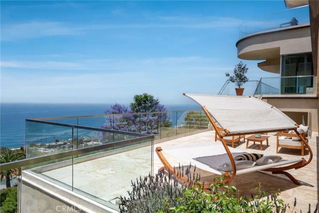 900 Gainsborough Drive, Laguna Beach, CA 92651