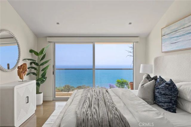 900 Gainsborough Drive, Laguna Beach, CA 92651