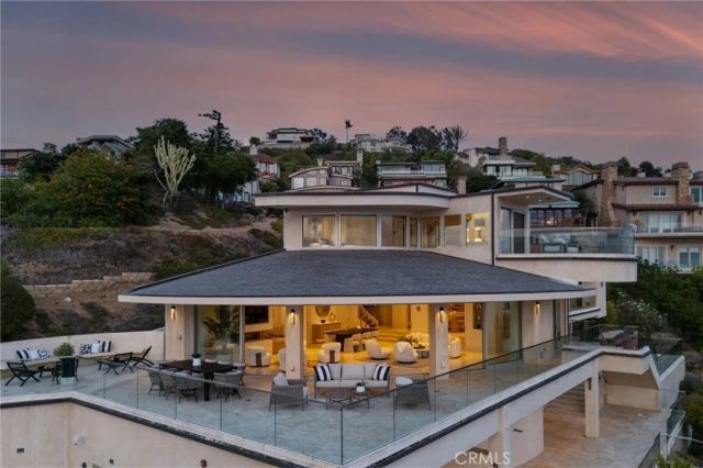 900 Gainsborough Drive, Laguna Beach, CA 92651
