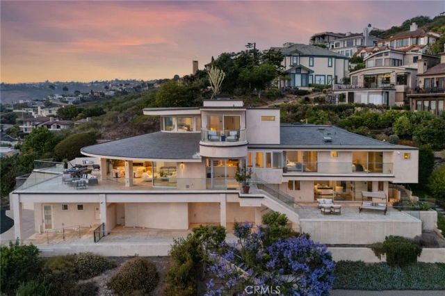 900 Gainsborough Drive, Laguna Beach, CA 92651