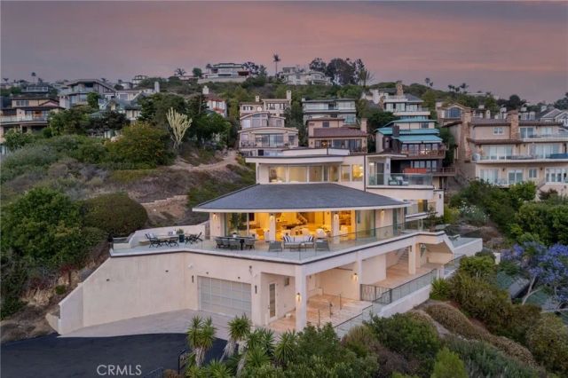 900 Gainsborough Drive, Laguna Beach, CA 92651