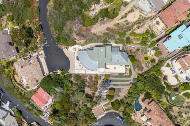 900 Gainsborough Drive, Laguna Beach, CA 92651