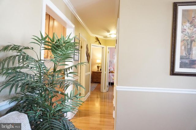 16 LANCI RD, Maple Shade, NJ 08052