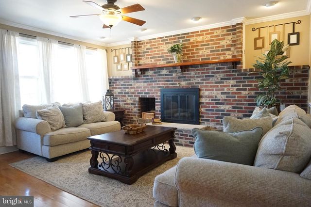 16 LANCI RD, Maple Shade, NJ 08052