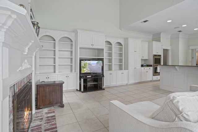 11 Bocage, Hattiesburg, MS 39402