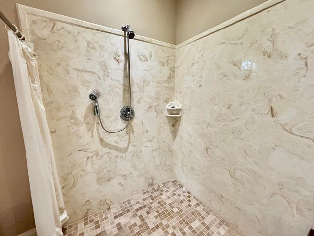 11 Bocage, Hattiesburg, MS 39402