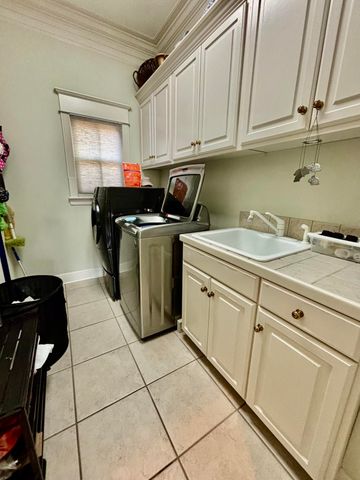 11 Bocage, Hattiesburg, MS 39402