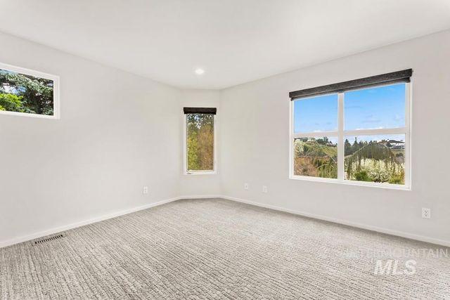 3994 W Quail Ridge Dr, Boise, ID 83703