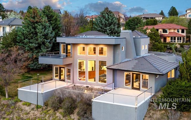 3994 W Quail Ridge Dr, Boise, ID 83703