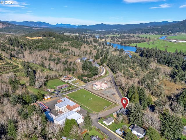 36290 7TH St, Nehalem, OR 97131