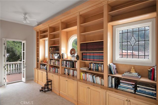 21149 Entrada Road, Topanga, CA 90290