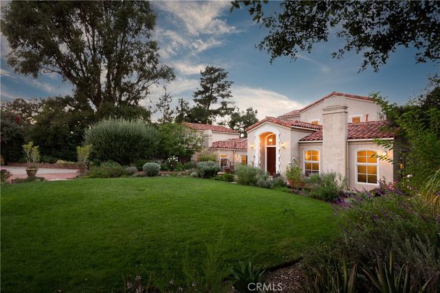 21149 Entrada Road, Topanga, CA 90290